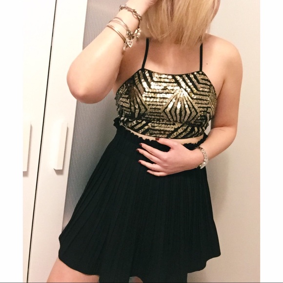 Brand New Black Crop Party Top with Gold Sequins - Picture 2 of 7